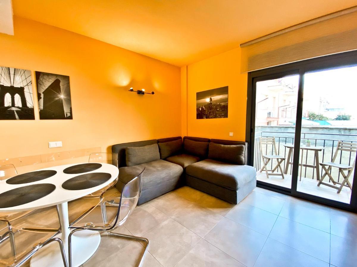 Urban Manresa-City Center Apartment With Balcony Εξωτερικό φωτογραφία