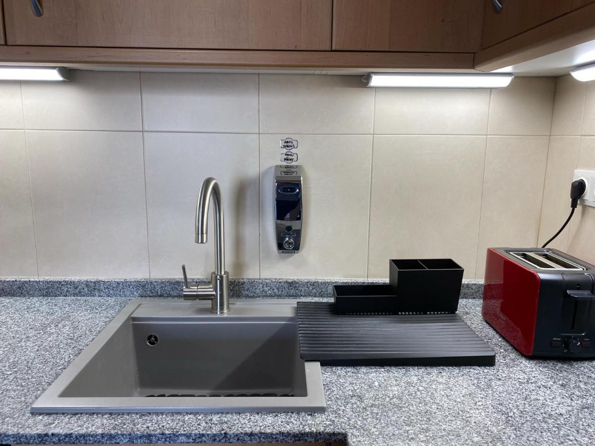 Urban Manresa-City Center Apartment With Balcony Εξωτερικό φωτογραφία